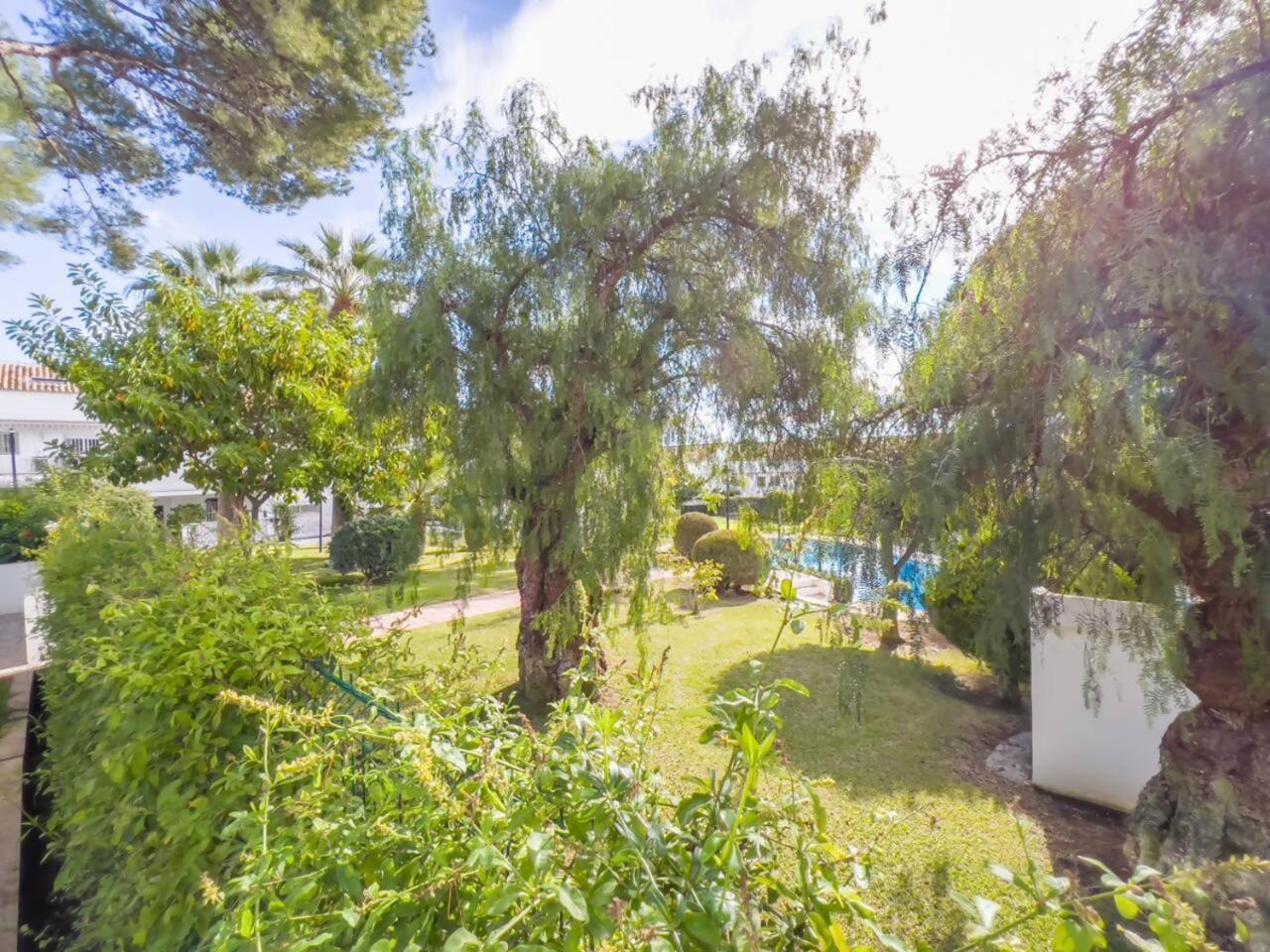 Apartment Bajo Con Jardin En La Milla De Oro *