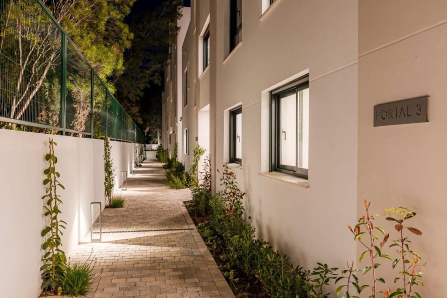 Apartment Bajo Con Jardin En La Milla De Oro *